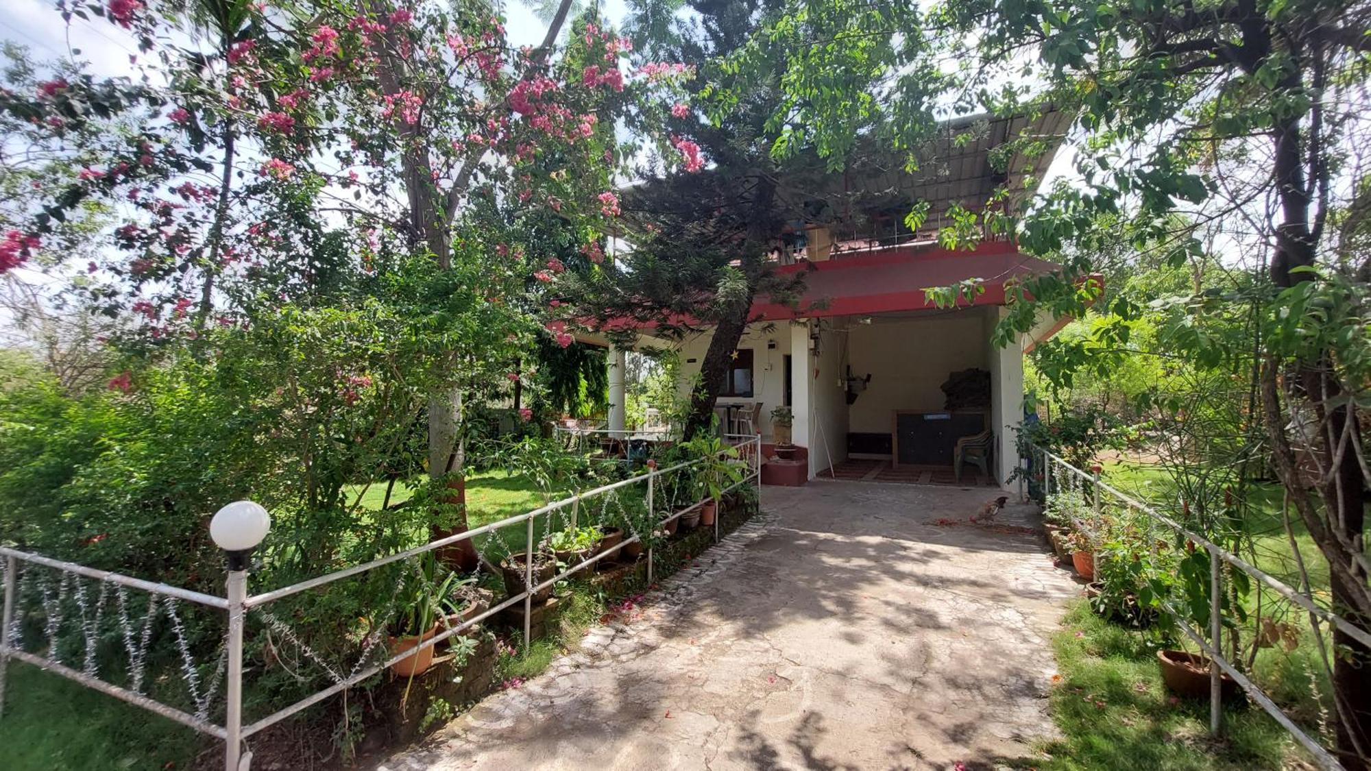 Prajakta Rest House Alībāg Zimmer foto